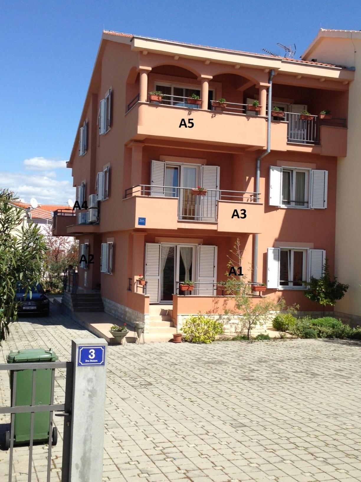 Apartments Juran Sukosan Exterior photo